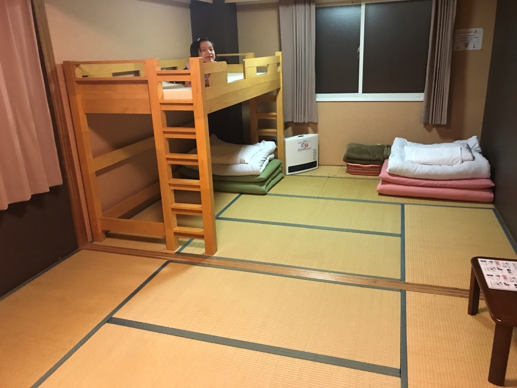 0e84ff69560ea5d2-photo.jpeg 0e84ff69560ea5d2-photo.jpeg