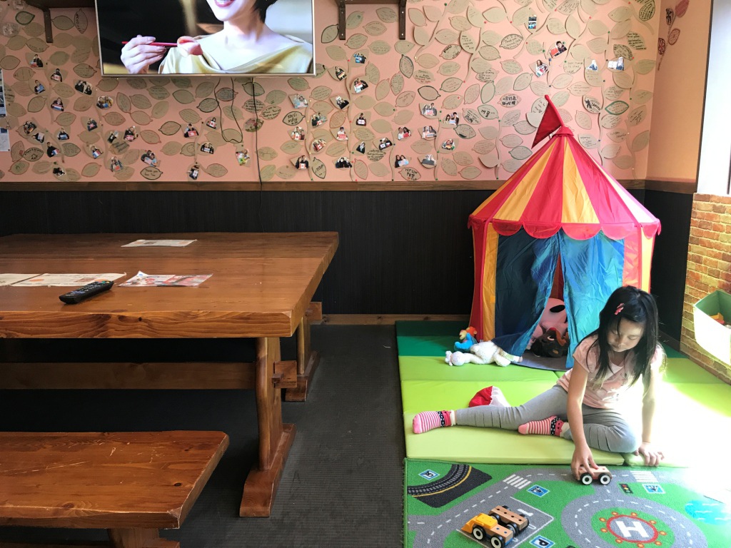 dc58587d51b190b3-photo.jpeg dc58587d51b190b3-photo.jpeg