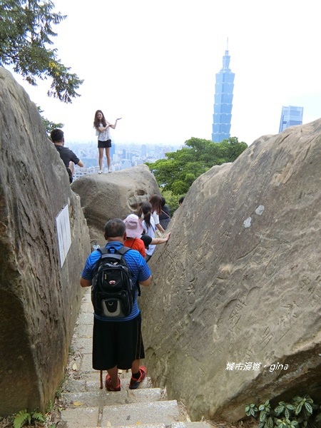 【台北信義區】城市裡就能感受山林綠意與活力健身。象山親山步道