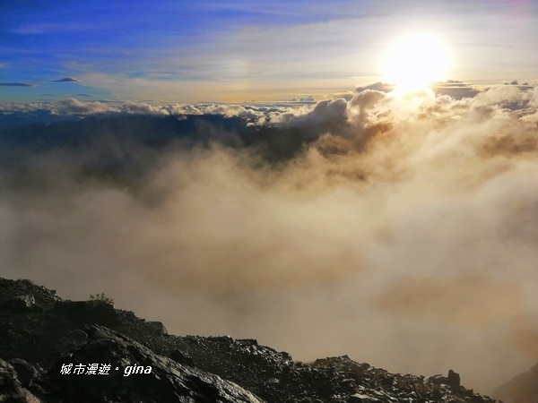 【嘉義。阿里山鄉】站上台灣之巔不只是感動而已。No1台灣百岳