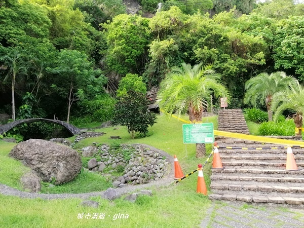 【台東長濱】台灣最早的史前文化遺址。 八仙洞風景區