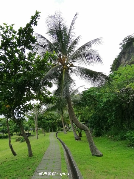 【台東長濱】台灣最早的史前文化遺址。 八仙洞風景區