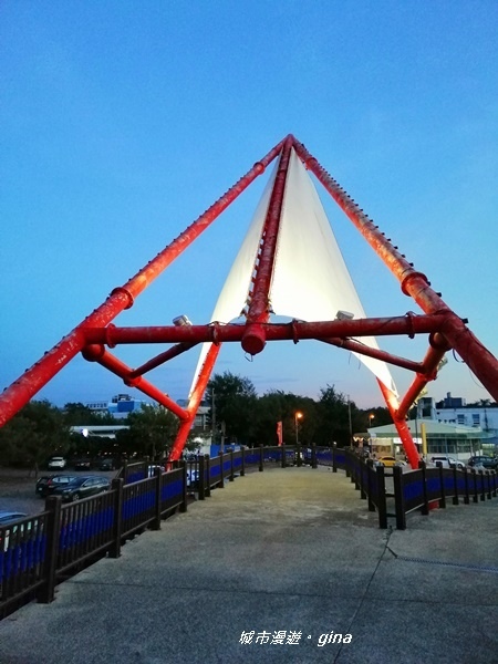 【苗栗竹南】夏夜晚風。 龍鳳漁港