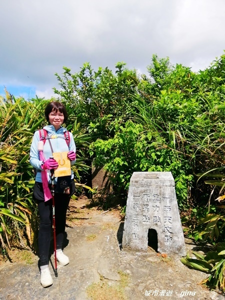 【屏東。恆春】兩個女生的探險記。 No81小百岳大山母山