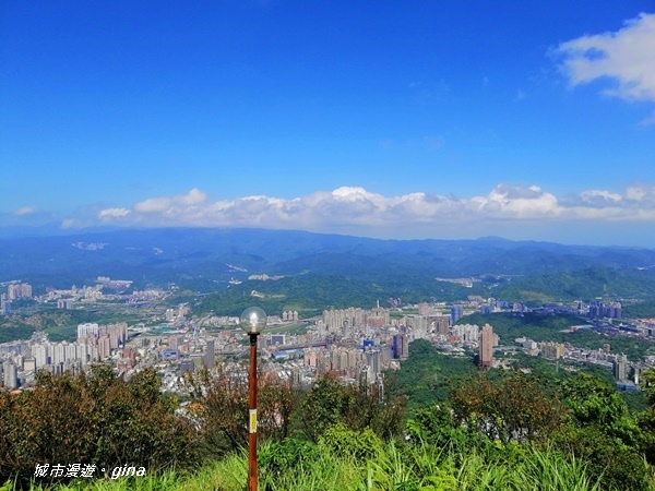 【新北汐止】山頂好風光。 No12小百岳汐止大尖山460M