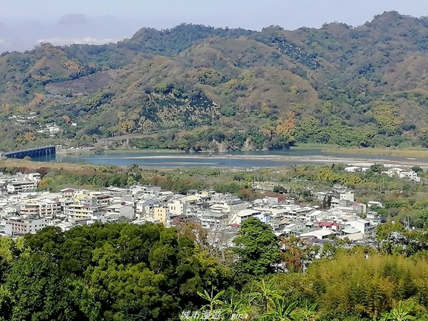 【台中石岡】漸層落羽松~繽紛山行路。 挑物古道x五福臨門步道