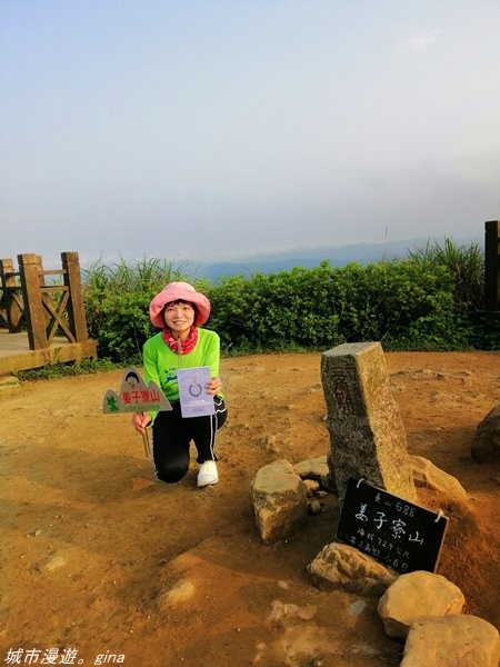 【基隆七堵】360度環繞山景。  No11小百岳_姜子寮山