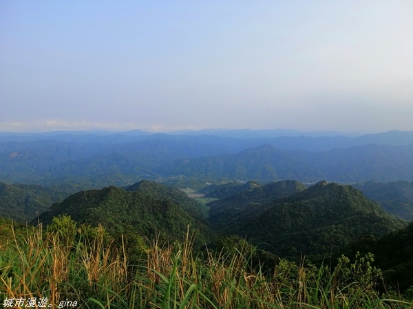 【基隆七堵】360度環繞山景。  No11小百岳_姜子寮山