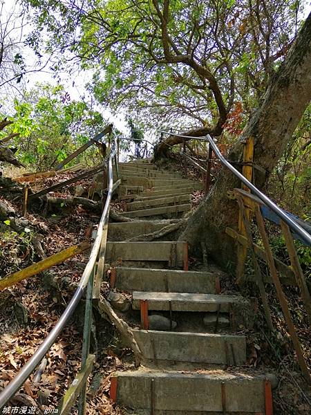 【台中北屯】山頂視野佳。 No42小百岳~南觀音山