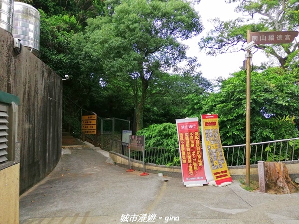 【新北中和】和緩親民步道。No16小百岳~南勢角山