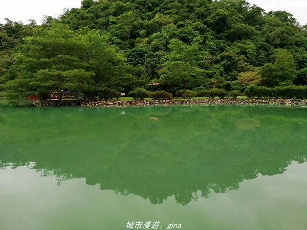 【宜蘭 員山】恬靜悠適。 望龍埤環湖步道