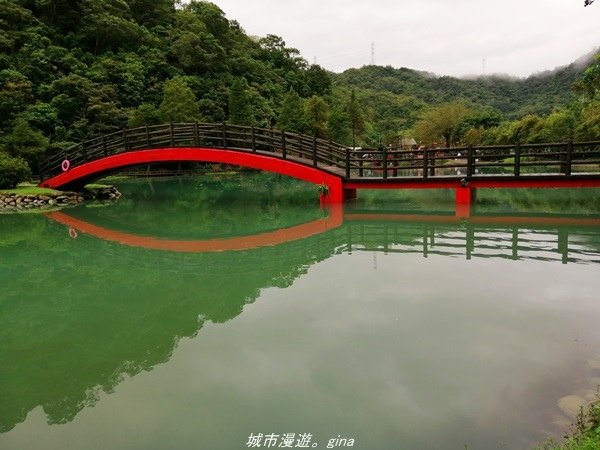 【宜蘭 員山】恬靜悠適。 望龍埤環湖步道