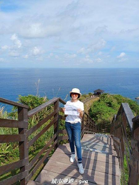 【花蓮豐濱】藍天碧海。大石鼻山步道