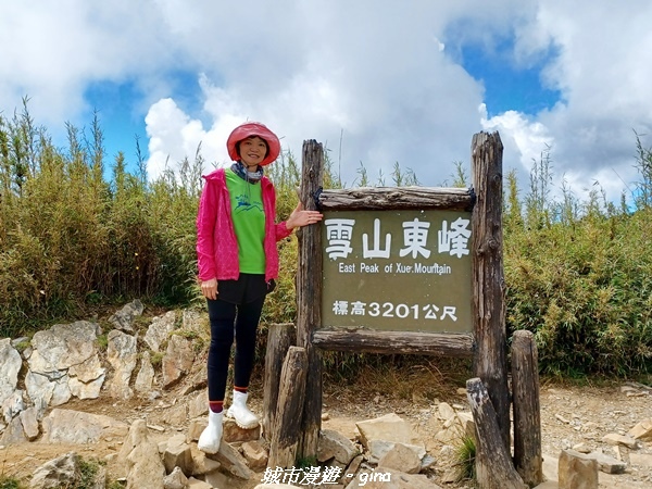 【台中和平】山迢路遠換一回高山好景致。 No75百岳雪山東峰 【台中和平】山迢路遠換一回高山好景致。 No75百岳雪山東峰