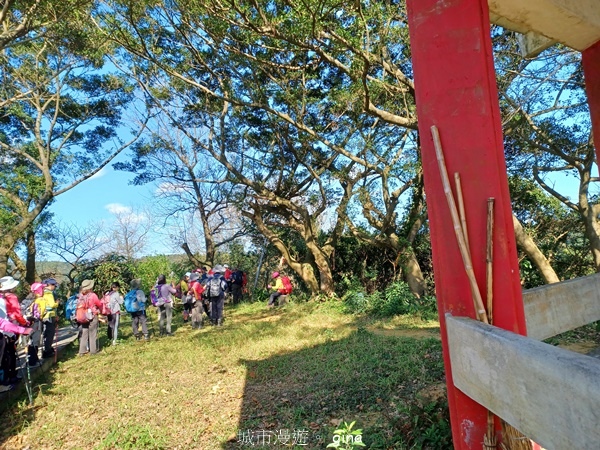 【基隆七堵】跟著我去旅行~瑪陵尖五連峰O型縱走