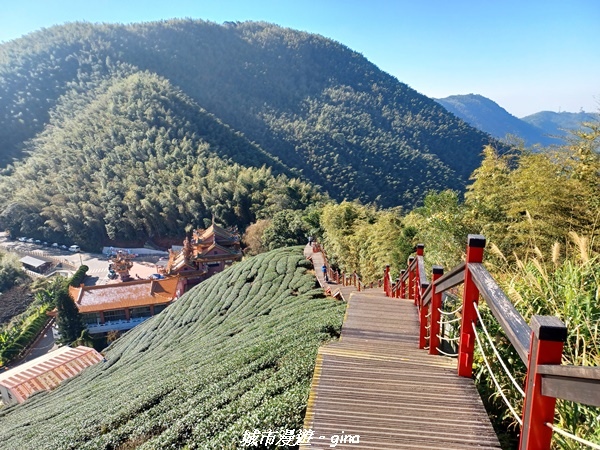 【嘉義梅山】NEUTRAL 防潑水皮革拼接氣墊鞋~悠閒踏青趣 【嘉義梅山】NEUTRAL 防潑水皮革拼接氣墊鞋~悠閒踏青趣