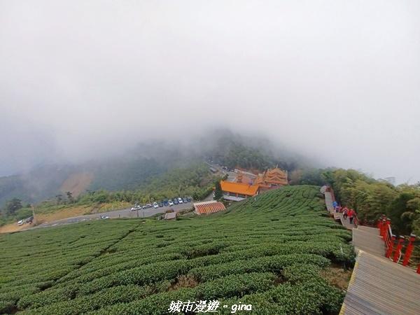 【嘉義梅山】NEUTRAL 防潑水皮革拼接氣墊鞋~悠閒踏青趣 【嘉義梅山】NEUTRAL 防潑水皮革拼接氣墊鞋~悠閒踏青趣