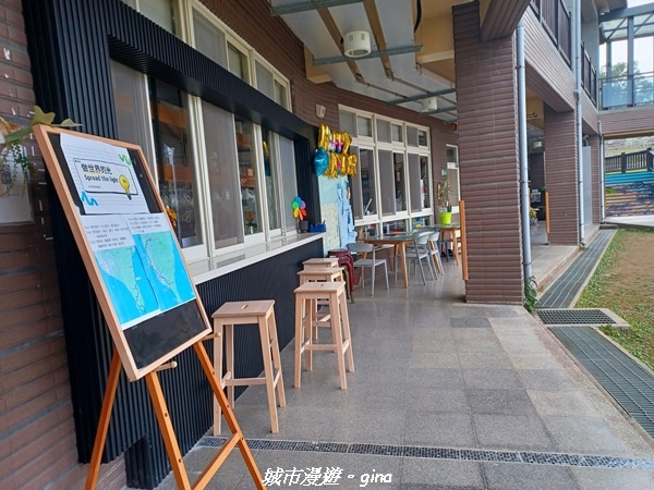 【嘉義梅山】NEUTRAL 防潑水皮革拼接氣墊鞋~悠閒踏青趣 【嘉義梅山】NEUTRAL 防潑水皮革拼接氣墊鞋~悠閒踏青趣