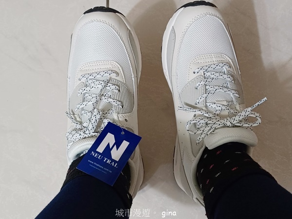 【嘉義梅山】NEUTRAL 防潑水皮革拼接氣墊鞋~悠閒踏青趣 【嘉義梅山】NEUTRAL 防潑水皮革拼接氣墊鞋~悠閒踏青趣