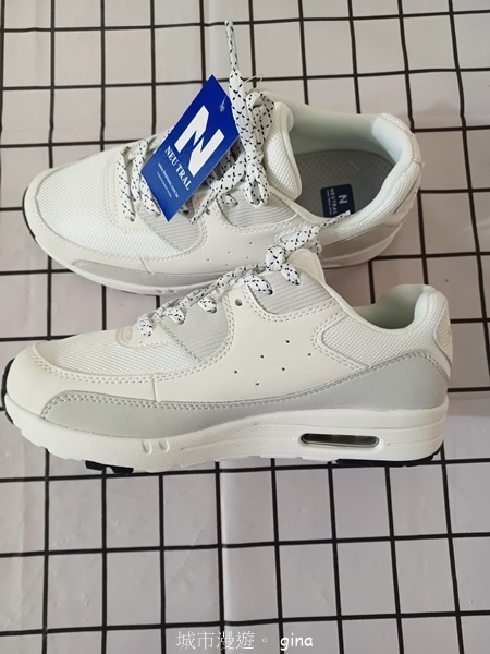 【嘉義梅山】NEUTRAL 防潑水皮革拼接氣墊鞋~悠閒踏青趣 【嘉義梅山】NEUTRAL 防潑水皮革拼接氣墊鞋~悠閒踏青趣