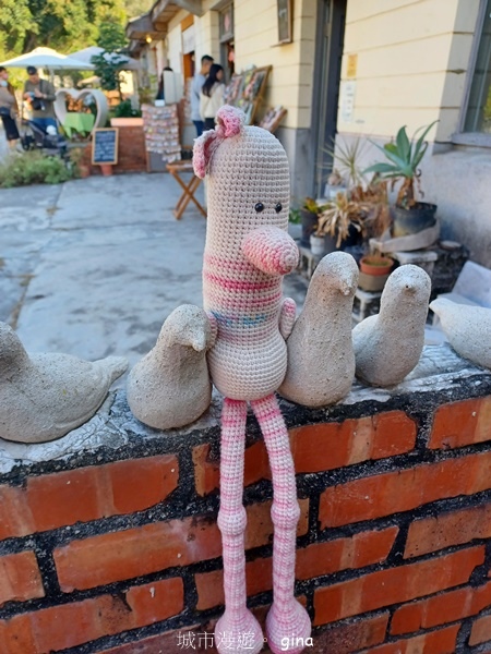 【嘉義梅山】NEUTRAL 防潑水皮革拼接氣墊鞋~悠閒踏青趣 【嘉義梅山】NEUTRAL 防潑水皮革拼接氣墊鞋~悠閒踏青趣