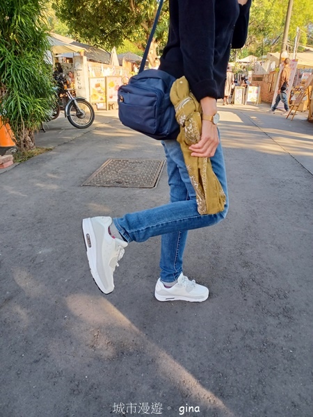 【嘉義梅山】NEUTRAL 防潑水皮革拼接氣墊鞋~悠閒踏青趣 【嘉義梅山】NEUTRAL 防潑水皮革拼接氣墊鞋~悠閒踏青趣