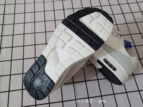 【嘉義梅山】NEUTRAL 防潑水皮革拼接氣墊鞋~悠閒踏青趣 【嘉義梅山】NEUTRAL 防潑水皮革拼接氣墊鞋~悠閒踏青趣