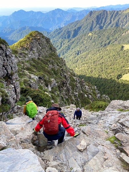【南投仁愛】跟著我去旅行~-No16百岳奇萊北峰xNo21奇 【南投仁愛】跟著我去旅行~-No16百岳奇萊北峰xNo21奇