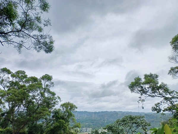 【新竹峨嵋】跟著我去旅行~新竹峨嵋~十二寮古道