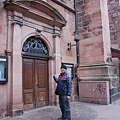 ginchi和教堂的門
