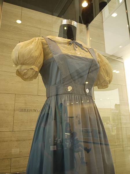 Judy Garland blue cotton test dress with polka dot trim and ivory blouse from The Wizard of Oz sold for 910,000 USD