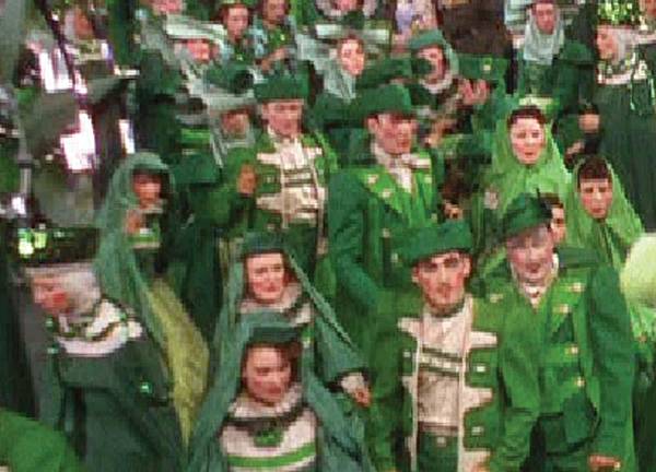 File:Debbie Reynolds Auction - Emerald-green felt Ozmite jacket from The  Wizard of Oz.jpg - Wikimedia Commons