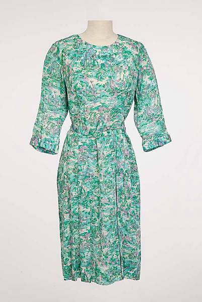 Sally Fields “Mrs. Gump” green and purple day dress from Forrest Gump sold for 1,400.00USD