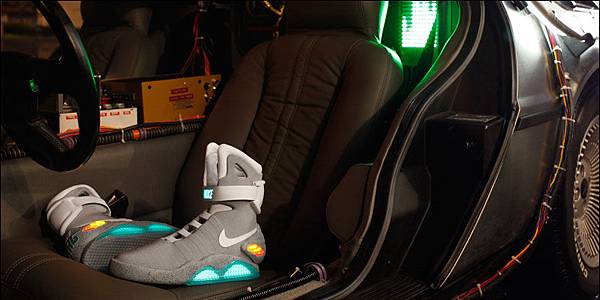 Marty-McFly-shoes-007.jpg