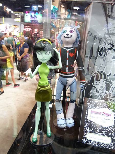 MonsterHigh_02