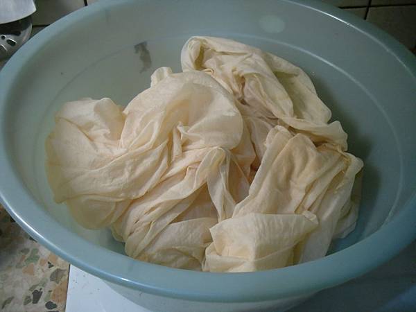 複製陪伴客戶超過 30 年的小豬布偶