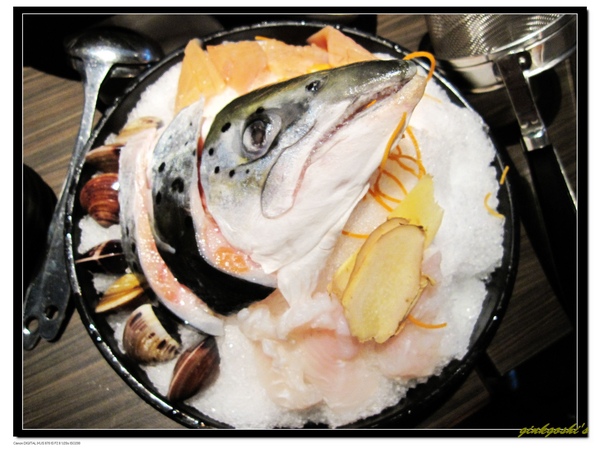 鮭魚頭海鮮主餐