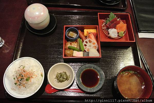 1120057470.jpg 1120057470.jpg