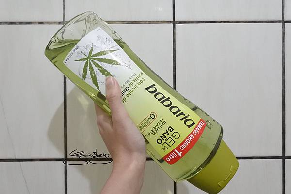 babaria 植萃大麻籽油沐浴露 babaria 植萃大麻籽油沐浴露