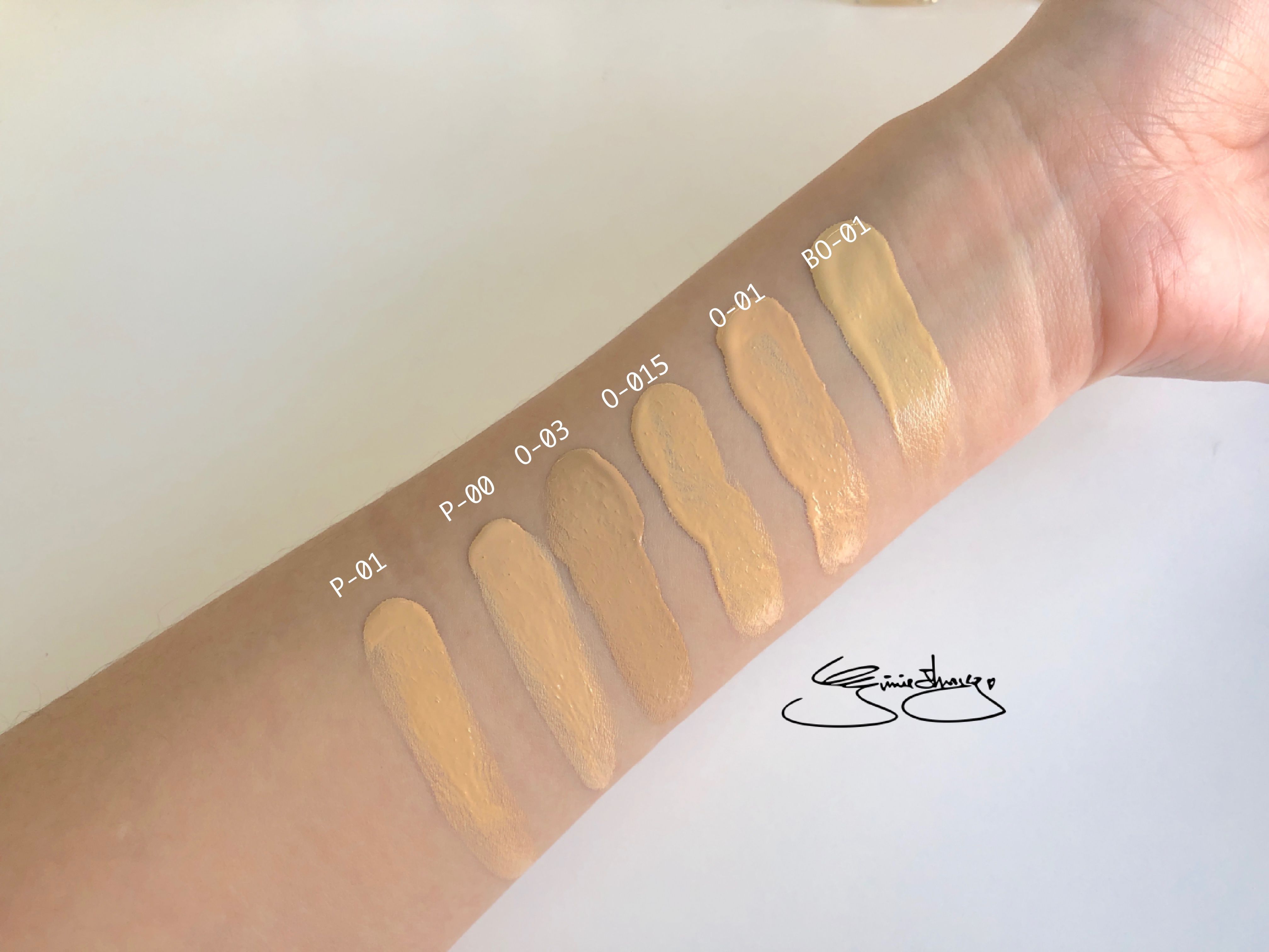 蘭蔻 超極光精華水粉底 小奶蓋 色號.jpg 蘭蔻 超極光精華水粉底 小奶蓋 色號.jpg