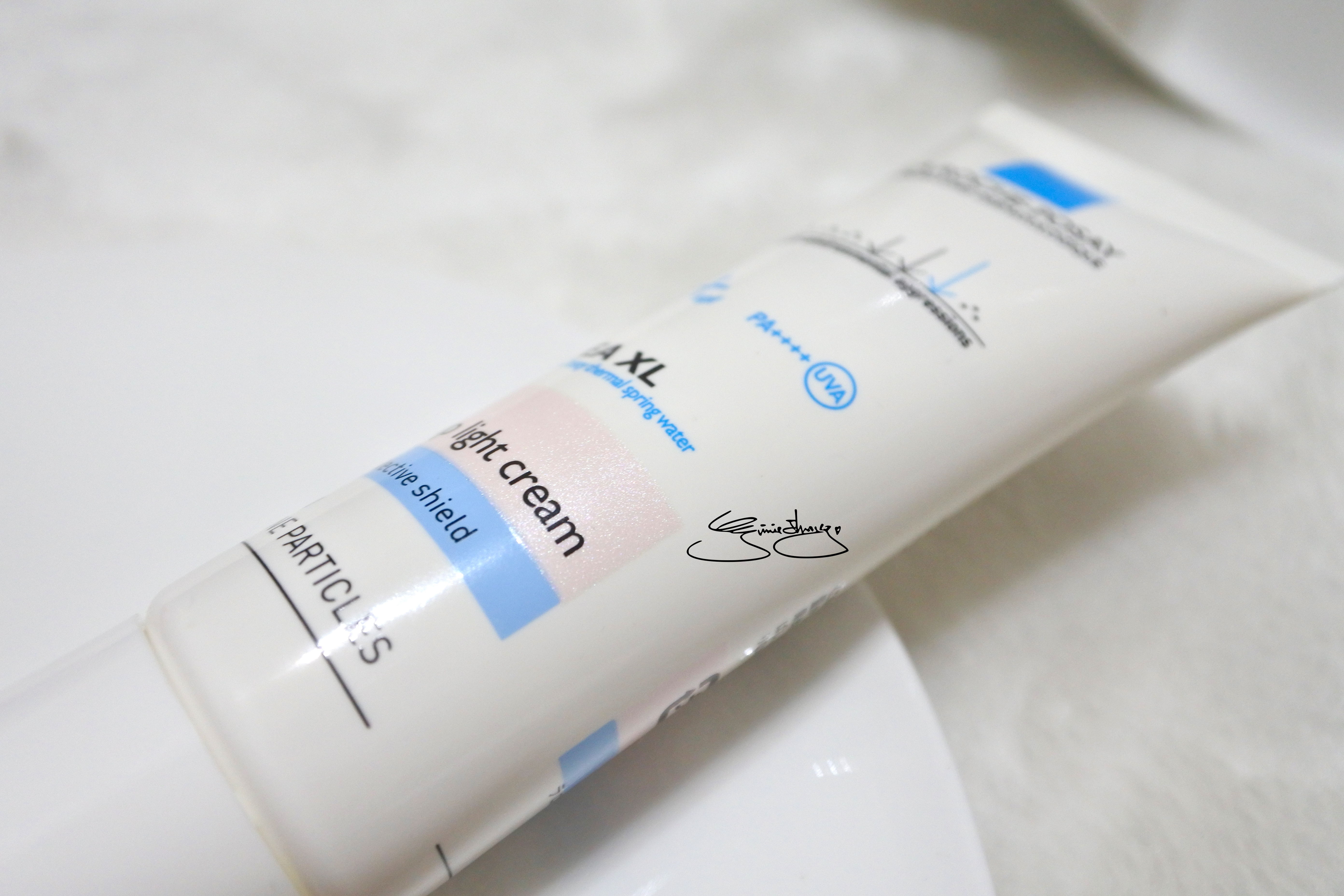 理膚寶水 全護清爽防曬亮白乳 UVA PRO 30ml 理膚寶水 全護清爽防曬亮白乳 UVA PRO 30ml