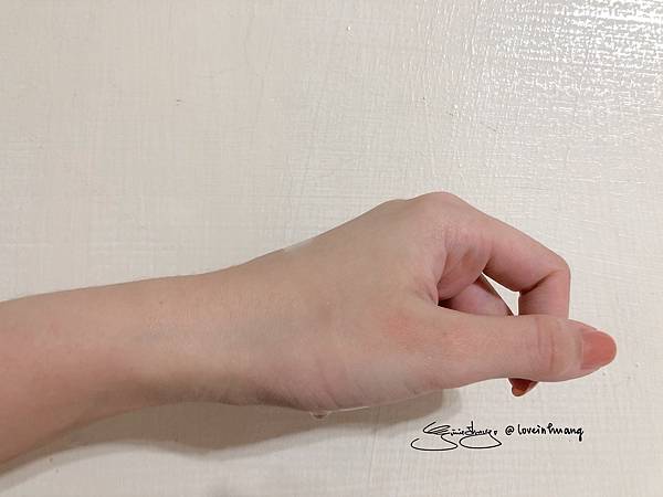 AHC 無瑕煥白化妝水