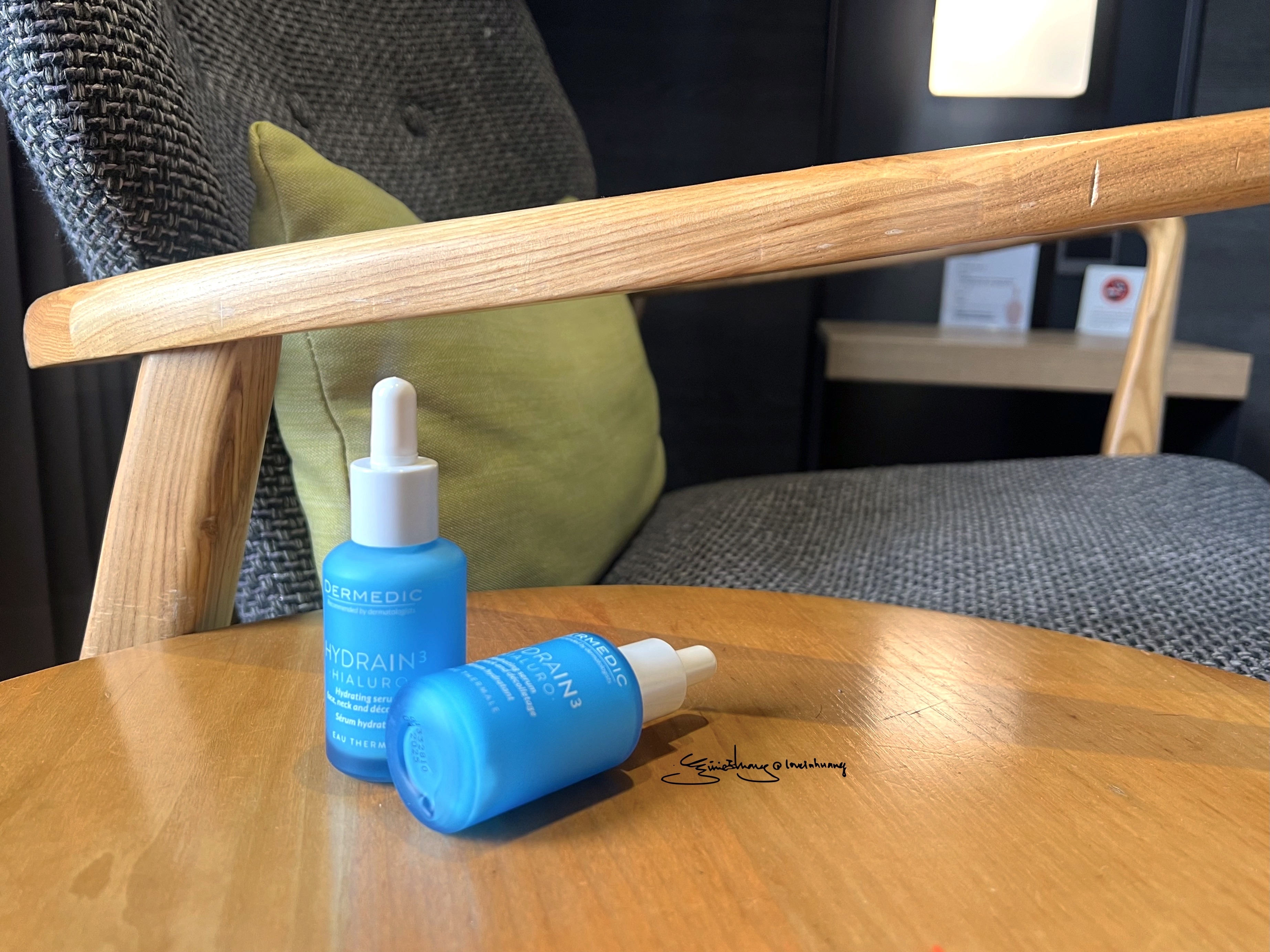 DERMEDIC 玻尿酸超水感保濕精華 DERMEDIC 玻尿酸超水感保濕精華