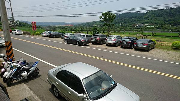 DSC_0590.JPG DSC_0590.JPG