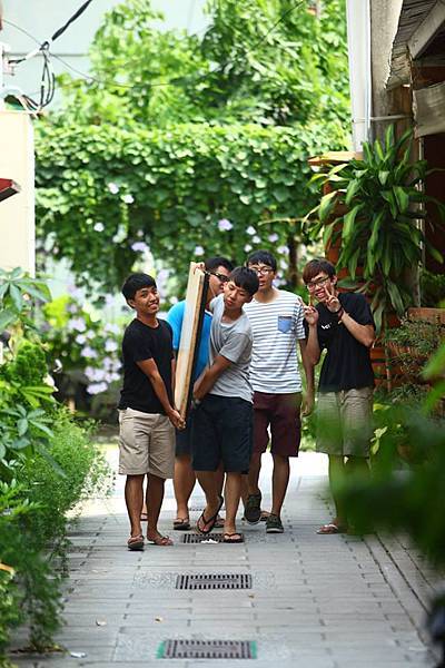 1010018_10151696281289771_613398202_n