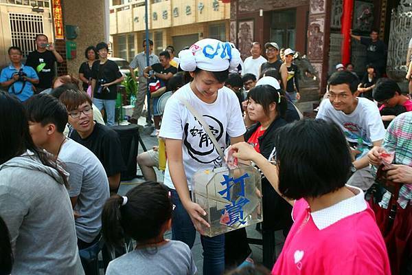 1010915_10151696273439771_1629773607_n