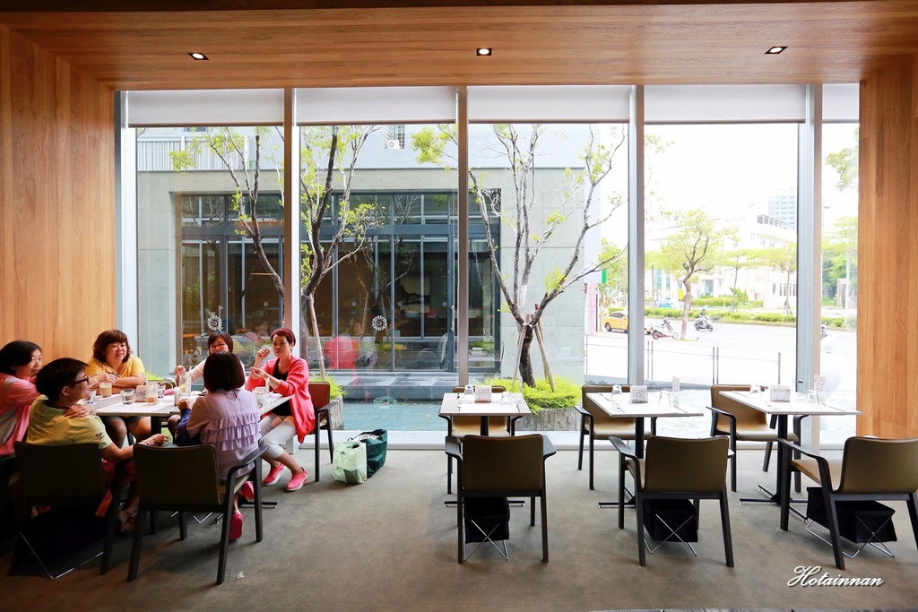 166A2276.JPG 166A2276.JPG