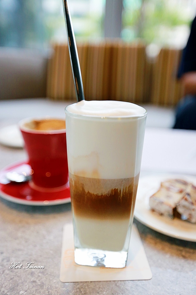 166A2369.JPG 166A2369.JPG