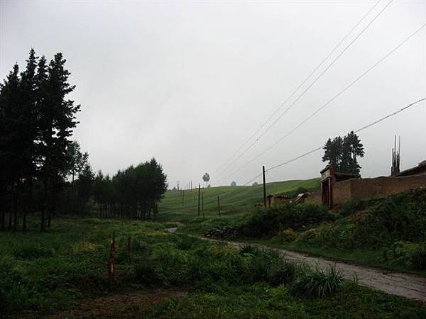 天氣頗糟, 一直下雨