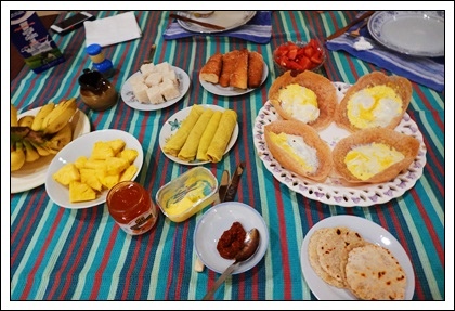 GYNI2205.JPG GYNI2205.JPG